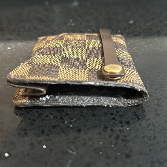 Authentic Louis Vuitton Damier Ebene Key Ring Card Holder - Picture 12 of 14